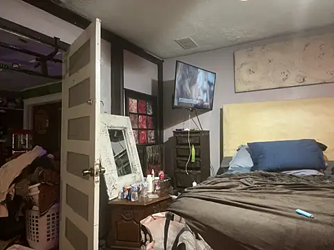 trash4cash online show from 03/25/26, 06:24