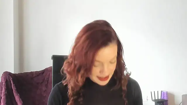 LilliLowexox online show from 03/19/26, 10:48