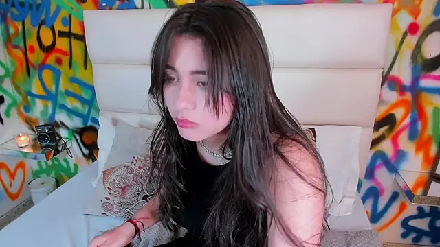 Liana Bernocchi online show from 12/20/25, 08:22