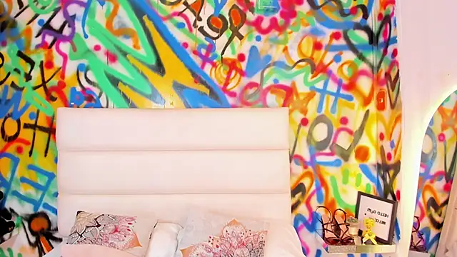 Liana Bernocchi online show from 02/05/26, 08:37