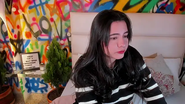 Liana Bernocchi online show from 11/14/25, 09:07