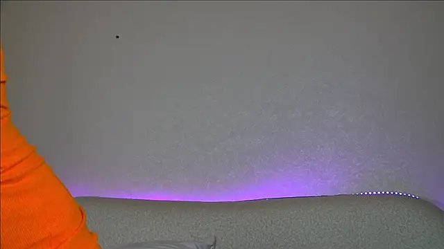 Snapshot of LiliaBianka chatting on 10/14/25, 06:36 LiliaBianka online show from 10/14/25, 06:36