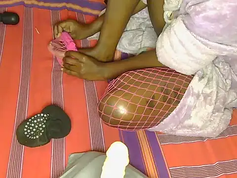 Sexy nakishaa online show from 03/25/26, 08:25