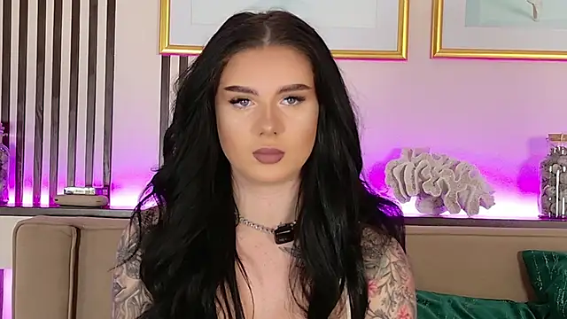 CarolinePrescott online show from 03/11/26, 05:56