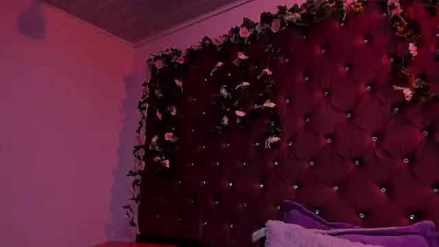 MaddyHudson online show from 09/11/25, 07:58