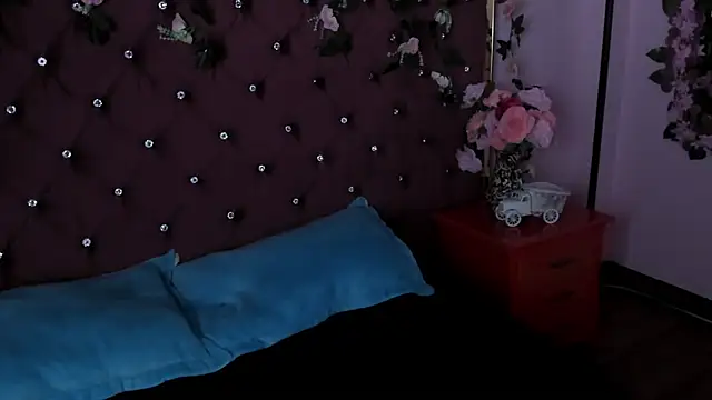 MaddyHudson online show from 02/07/25, 12:42