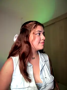 JoselinFlower  online show from 12/03/24, 04:31