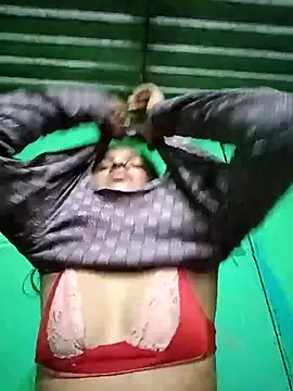 Snapshot of Baby__Shreya chatting on 02/12/26, 10:53 Baby Shreya online show from 02/12/26, 10:53