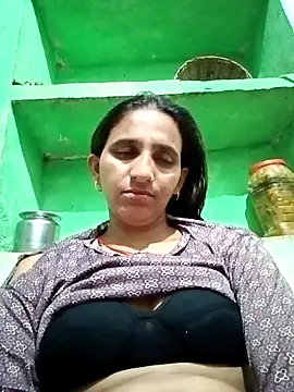 Snapshot of Baby__Shreya chatting on 05/12/26, 10:10 Baby Shreya online show from 05/12/26, 10:10