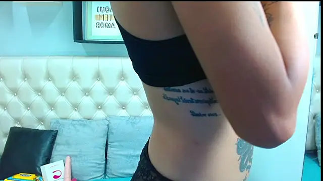 lucia marks online show from 02/27/25, 11:48