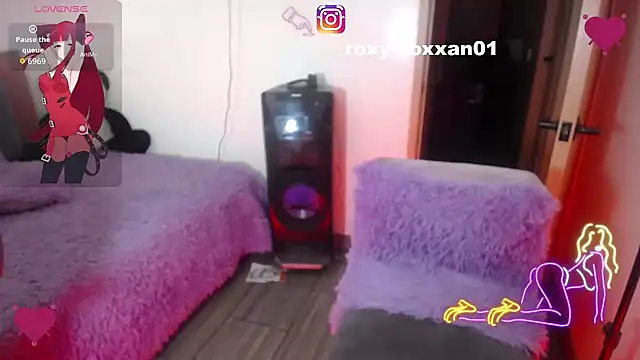 roxy roxxan online show from 11/30/25, 03:07