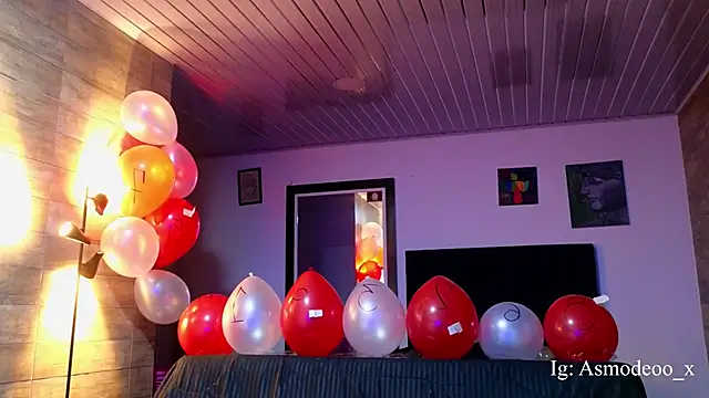 AsmodeoCox online show from 02/15/26, 12:44