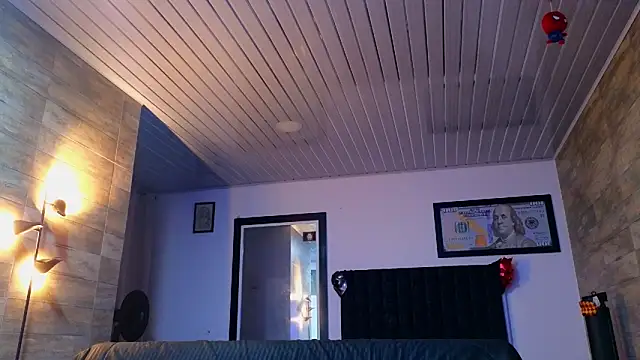 AsmodeoCox online show from 10/26/25, 09:53