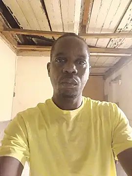 Snapshot of GwauyaDereck chatting on 06/25/26, 02:31 GwauyaDereck online show from 06/25/26, 02:31