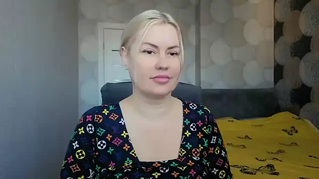 Snapshot of natusik chatting on 07/12/26, 03:07 natusik online show from 07/12/26, 03:07