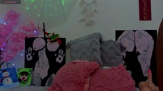 KilyetVera3x online show from 12/21/25, 04:47