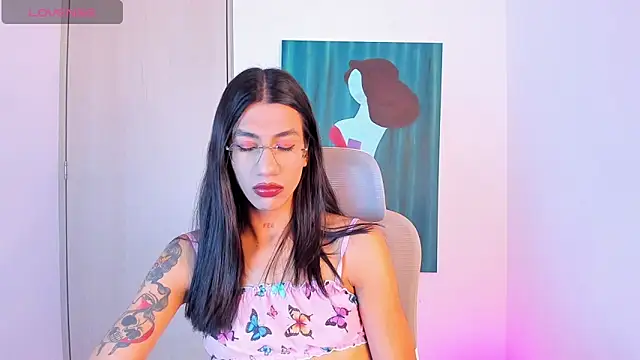 Snapshot of sofiaa_grey_ chatting on 02/28/26, 02:28 sofiaa grey online show from 02/28/26, 02:28