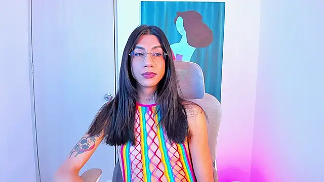 Snapshot of sofiaa_grey_ chatting on 04/29/26, 05:17 sofiaa grey online show from 04/29/26, 05:17