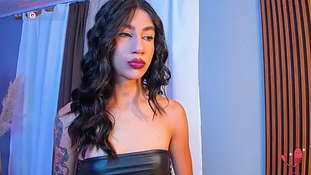 sofiaa grey  online show from 11/04/25, 01:04