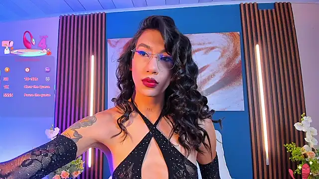 sofiaa grey  online show from 09/20/25, 11:59