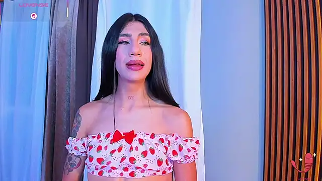 sofiaa grey  online show from 10/30/25, 01:09