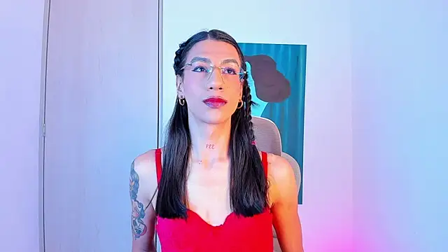 Snapshot of sofiaa_grey_ chatting on 04/01/26, 11:55 sofiaa grey online show from 04/01/26, 11:55