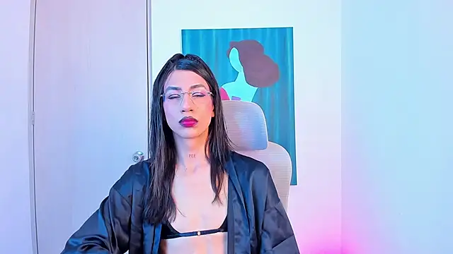 Snapshot of sofiaa_grey_ chatting on 04/18/26, 07:29 sofiaa grey online show from 04/18/26, 07:29