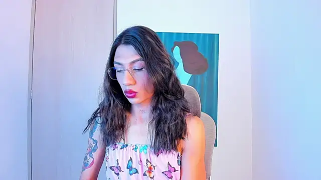 Snapshot of sofiaa_grey_ chatting on 04/02/26, 11:50 sofiaa grey online show from 04/02/26, 11:50