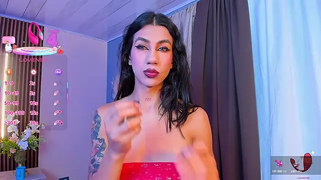 sofiaa grey  online show from 10/16/25, 12:13