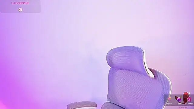 sofiaa grey  online show from 11/14/25, 12:53