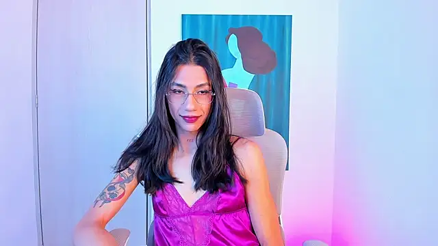 Snapshot of sofiaa_grey_ chatting on 04/26/26, 03:53 sofiaa grey online show from 04/26/26, 03:53
