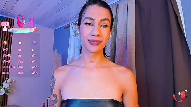 sofiaa grey  online show from 10/15/25, 11:29