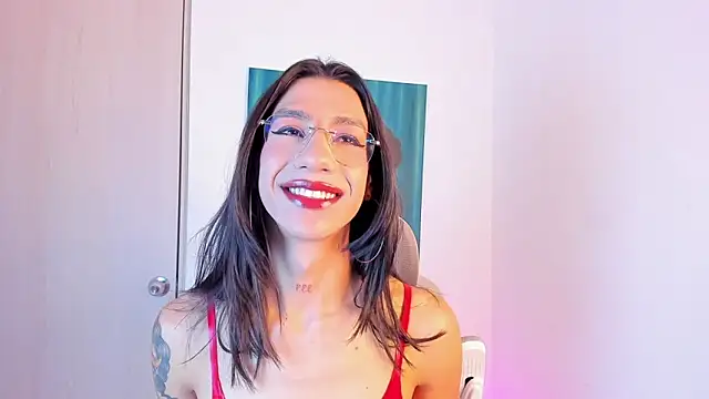 Snapshot of sofiaa_grey_ chatting on 03/08/26, 04:21 sofiaa grey online show from 03/08/26, 04:21