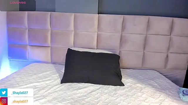 Shayla27 online show from 04/11/26, 08:23