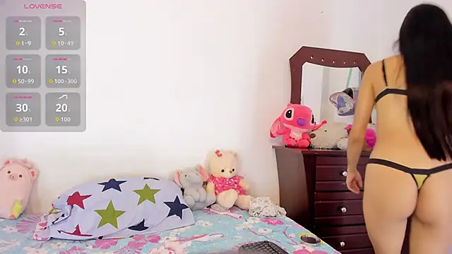 emilyclay 1 online show from 09/30/25, 01:50