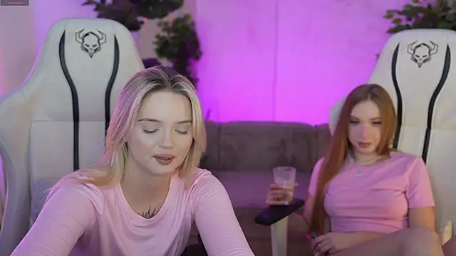 Snapshot of Cassy-Celestial_ chatting on 03/17/25, 12:10 Cassy-Celestial online show from 03/17/25, 12:10