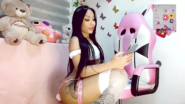 amaranta1411- online show from 09/19/25, 05:17