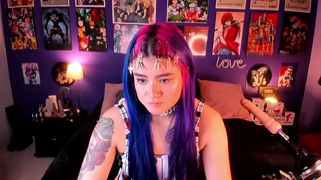 anne cross online show from 02/04/25, 02:39