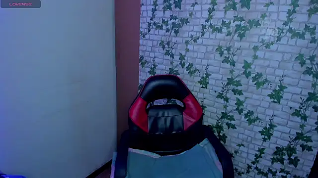 MIABOOBS   online show from 11/15/25, 08:57