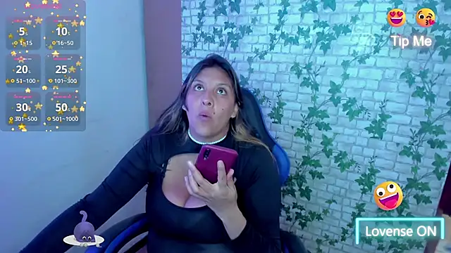 MIABOOBS   online show from 11/17/25, 07:40