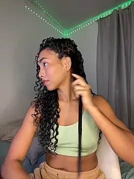 Snapshot of nicoleebony1 chatting on 09/24/25, 07:09 nicoleebony1 online show from 09/24/25, 07:09