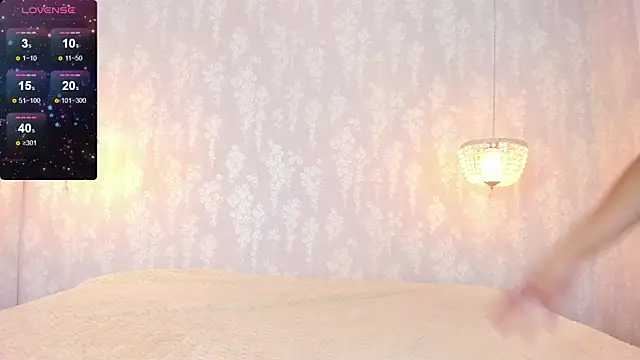 Snapshot of leigh-angels chatting on 10/28/25, 10:20 leigh-angels online show from 10/28/25, 10:20