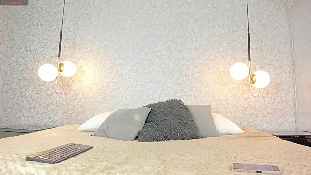 leigh-angels online show from 03/19/26, 10:10