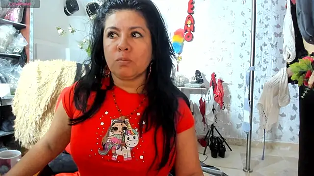 Snapshot of Erlinda-engel chatting on 06/12/26, 11:30 Erlinda-engel online show from 06/12/26, 11:30