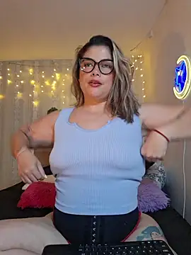 Snapshot of Juliietha_servas chatting on 05/08/26, 12:47 Juliietha servas online show from 05/08/26, 12:47
