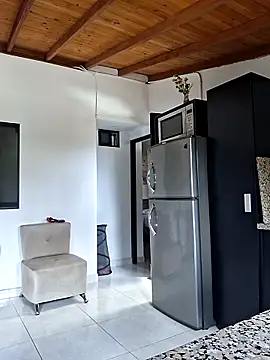 Juliietha servas online show from 09/26/25, 06:15