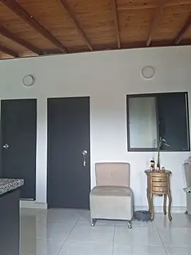 Juliietha servas online show from 04/14/26, 05:51