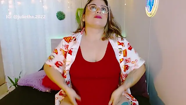 Juliietha servas online show from 03/08/26, 06:22