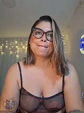 Snapshot of Juliietha_servas chatting on 04/28/26, 12:09 Juliietha servas online show from 04/28/26, 12:09