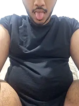 Snapshot of alesssterling chatting on 11/10/25, 03:17 alesssterling online show from 11/10/25, 03:17